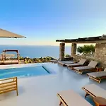 Hotiday Mykonos فندق