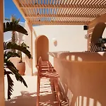 Hotiday Mykonos
