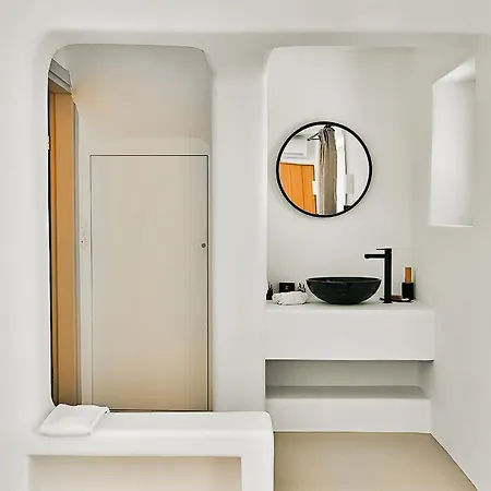 Hotiday Mykonos מלון 5*