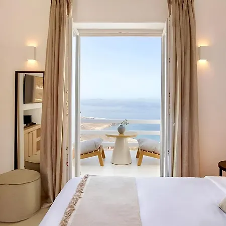 Hotiday Mykonos 5*
